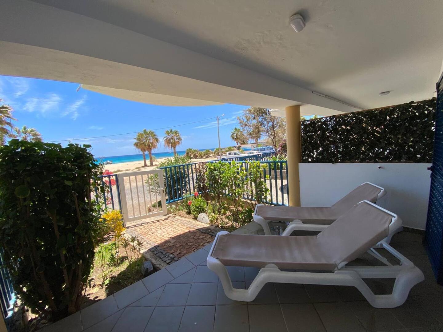 Leme Bedje Sea View - By Bobbywashere Santa Maria Exterior foto